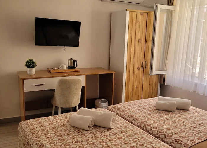 Guest Houses in Cunda