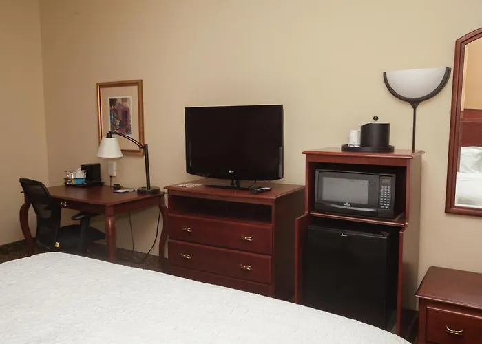 Cheap Hotels in Oneonta