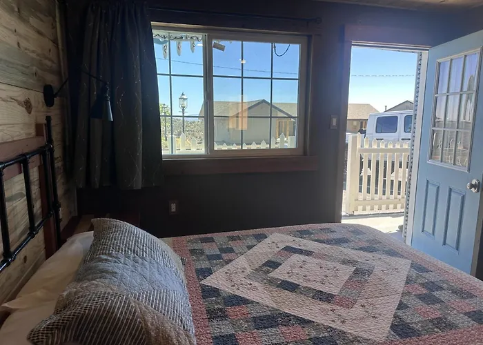 Motels in Twin Bridges