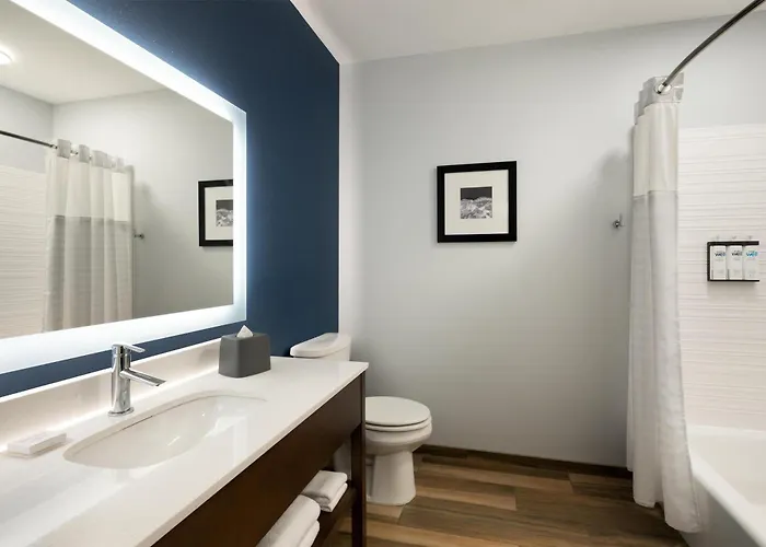 Cheap Hotels in Belleville