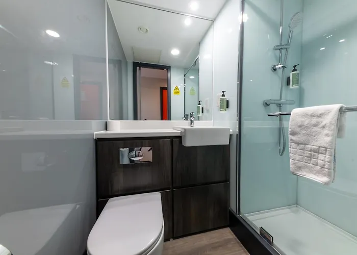 Cheap Hotels in Cardiff