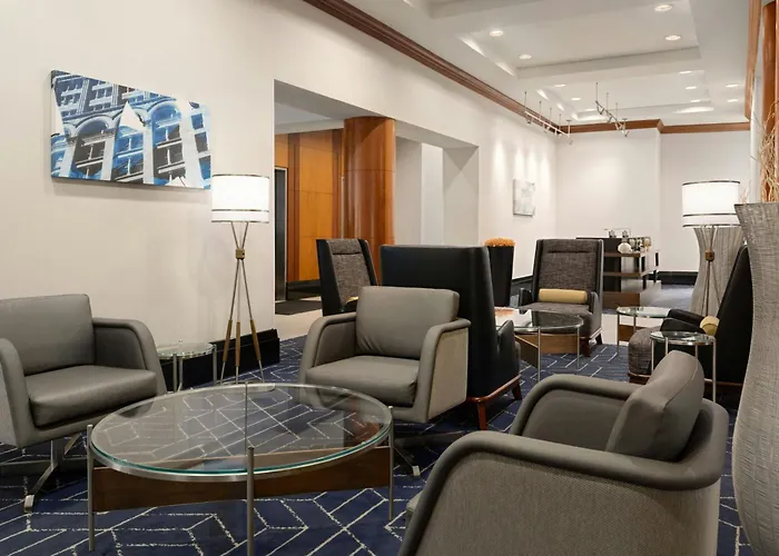 Cheap Hotels in Brookline