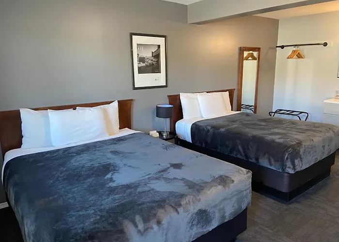Motels in Revelstoke
