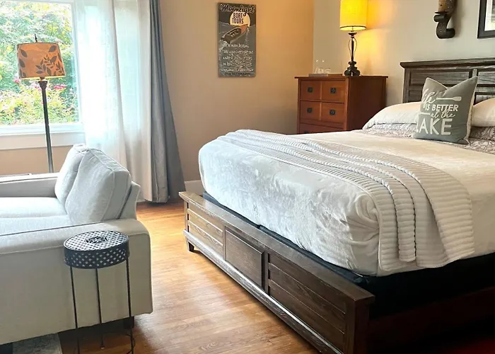 Bed and Breakfasts in Weaverville
