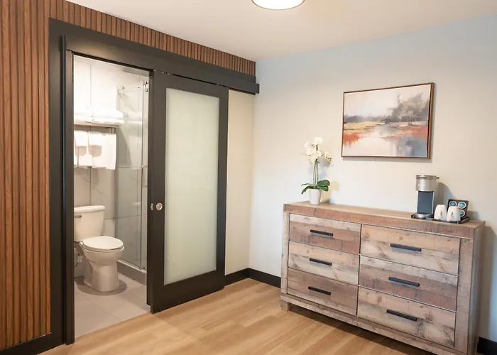 Motels in Abbotsford