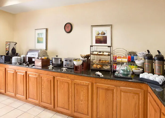 Cheap Hotels in Albany