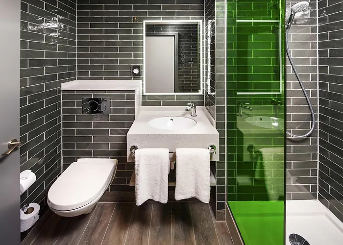 Cheap Hotels in Ealing