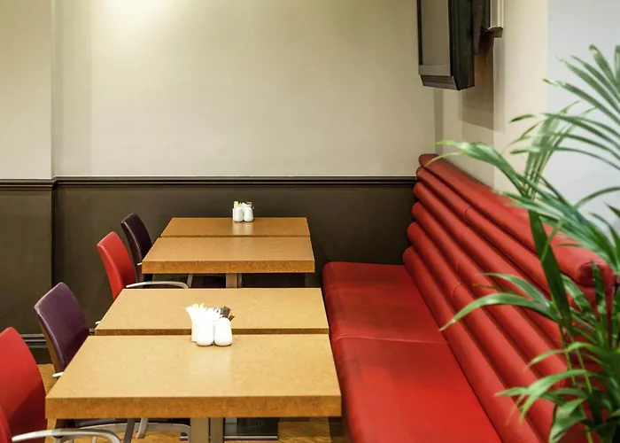 Cheap Hotels in Northampton