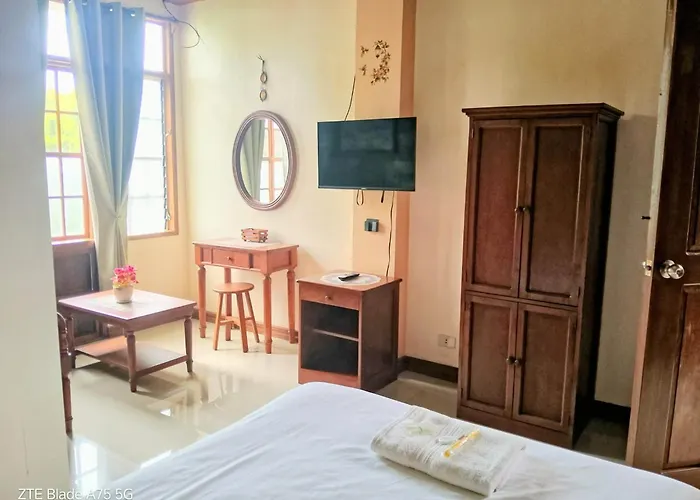 Cheap Hotels in Boracay Island