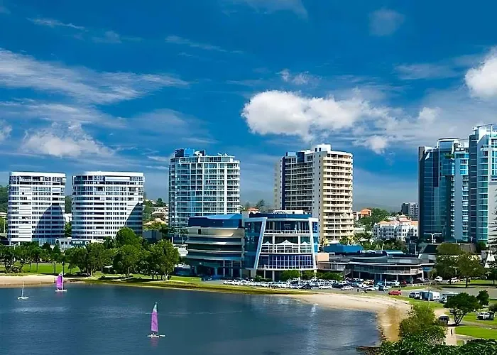 Motels in Coolangatta