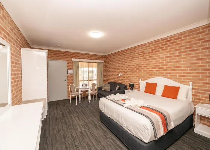 Motels in Cowra