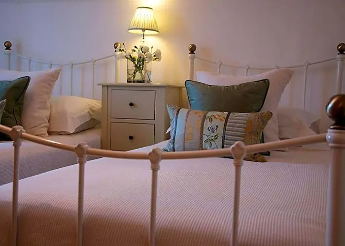 Bed and Breakfasts in Aldershot
