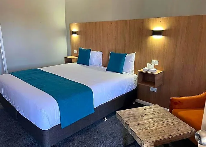 Motels in Forbes