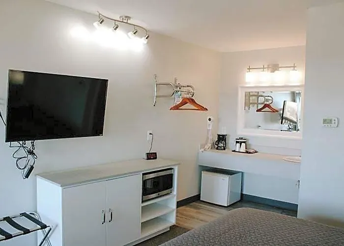 Motels in New Philadelphia