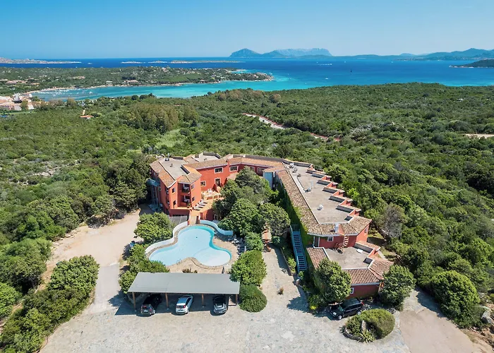 Billiga Hotell i Porto Cervo