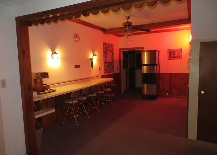 Motels in Manitowish Waters