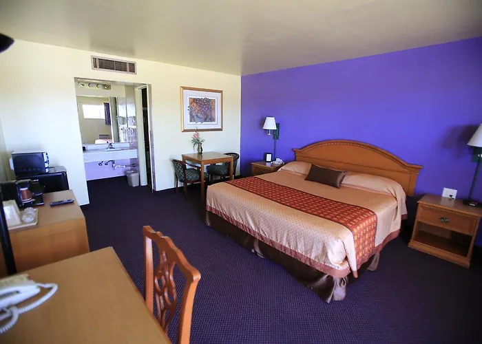 Motels in Wheeler