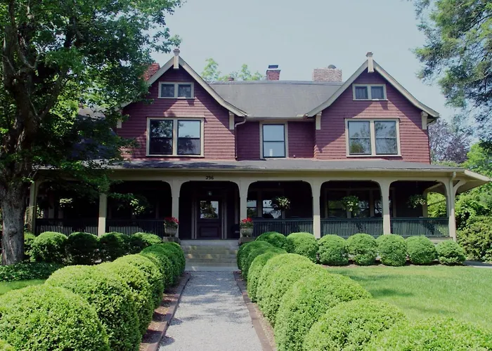 Bed and Breakfasts in Linville Falls