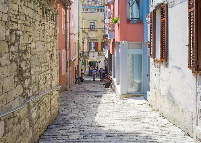 Cheap Hotels in Pula