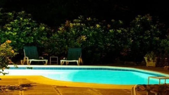 Cheap Hotels in Runaway Bay