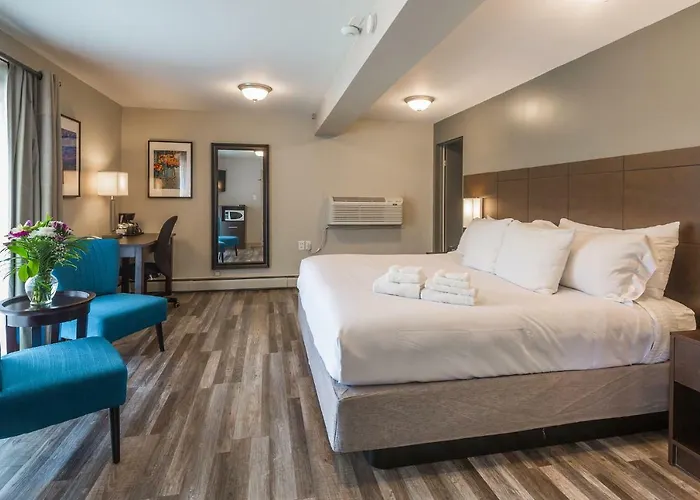 Motels in Lindsay
