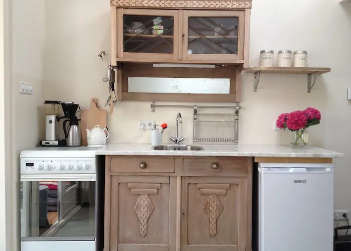 Bed and Breakfasts in Breda