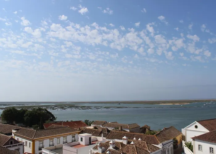 Hoteis Baratos em Faro