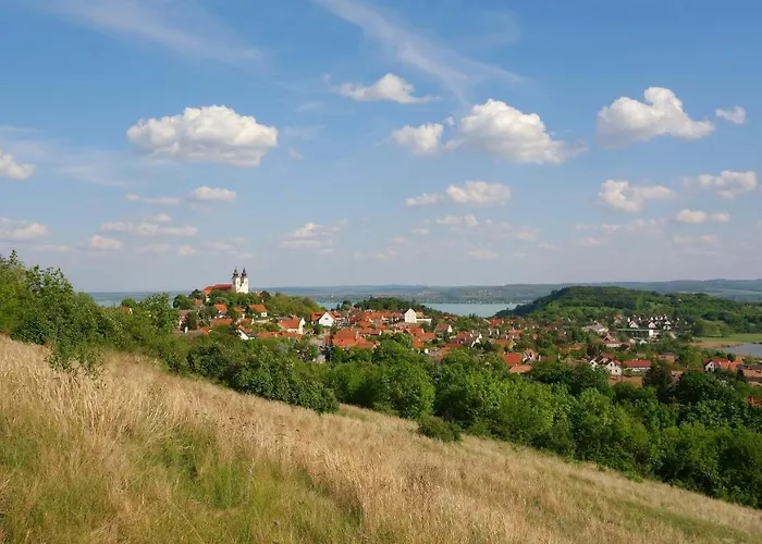 Guest Houses in Tihany