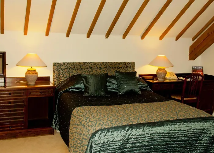 Cheap Hotels in Horsham
