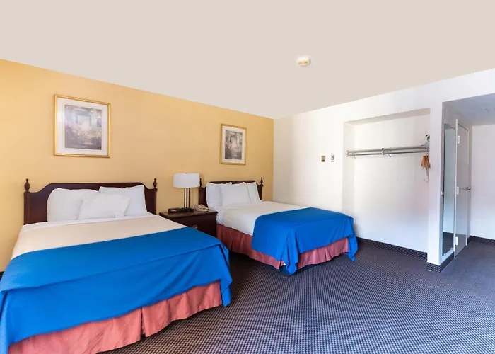 Cheap Hotels in Wheeling