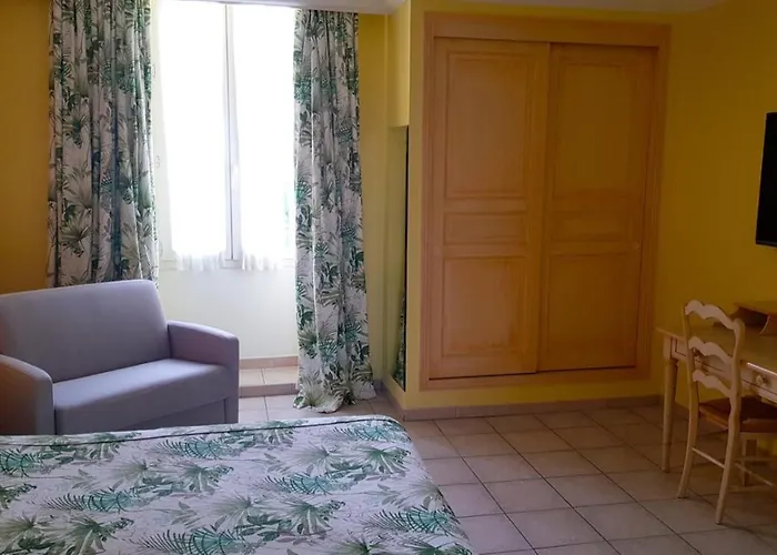 Cheap Hotels in Saint-Tropez